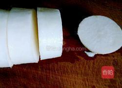 白萝卜蒸肉的做法图解1