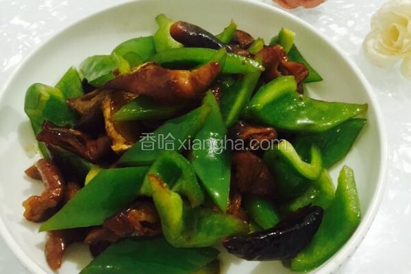 青椒炒熏肥肠
