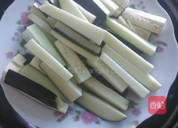 蒜蓉肉末茄子的做法图解2