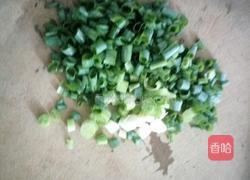 葱花炒凤爪的做法图解2