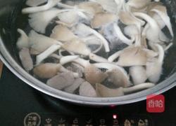 瘦肉平菇汤的做法图解4