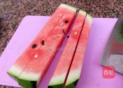  白糖拌西瓜的做法图解2