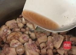 猪尾巴焖花生的做法图解10