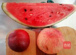 西瓜水果爱蜂蜜的做法图解1