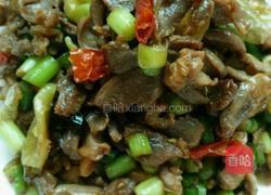 蒜苔炒鸡肾的做法图解17