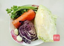 凉拌三丝卷心菜的做法图解1