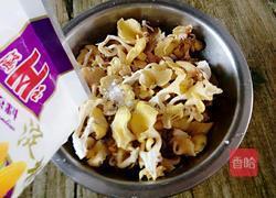 榆黄菇炒鸡蛋的做法图解3