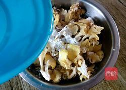 榆黄菇炒鸡蛋的做法图解4
