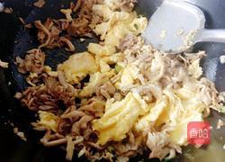 榆黄菇炒鸡蛋的做法图解11