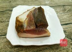 卷心菜卷腊肉的做法图解1