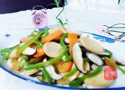 香菇炒胡萝卜尖椒丝的做法图解10