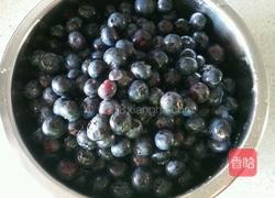 蓝莓果酱的做法图解1