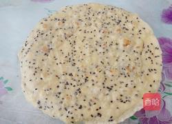 鸡蛋饼卷火腿肠的做法图解8