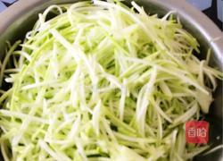 西葫芦火腿鸡蛋蒸饺的做法图解3