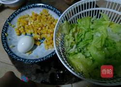 金枪鱼沙拉的做法图解1