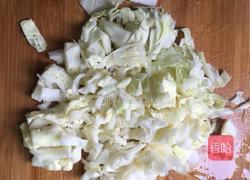 卷心菜蛋花汤的做法图解1