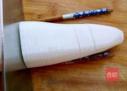 开胃小菜拉花萝卜的做法图解1