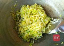 清炒卷心菜的做法图解3