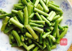 清炒芦笋的做法图解1