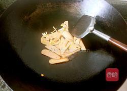 绿豆芽炒河粉的做法图解2
