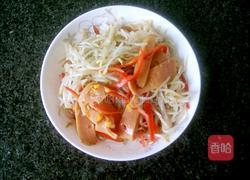 绿豆芽炒河粉的做法图解5