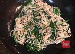韭菜炒绿豆芽的做法图解6