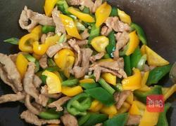 彩椒炒肉的做法图解7