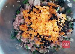 开口烧麦~胡萝卜木耳鲜肉馅的做法图解7