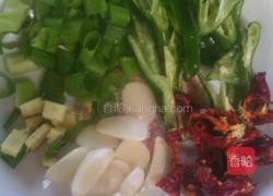 芹菜绿豆芽炒肉丝的做法图解3