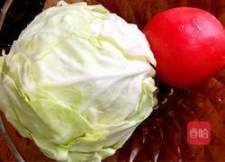 西红柿炒包菜的做法图解1