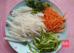 白萝卜丝版老虎菜的做法图解1