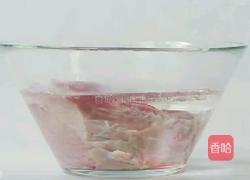 牛肉凉面的做法图解1