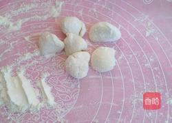 猪肉胡萝卜香菇饺子的做法图解4