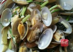 蒜香炒贝壳的做法图解4