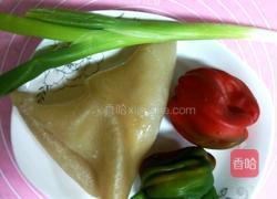 彩椒肉皮的做法图解1