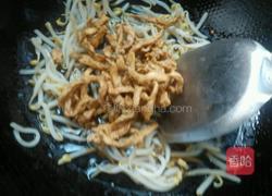 绿豆芽炒肉丝的做法图解5