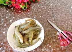 卷心菜炒大虾的做法图解5