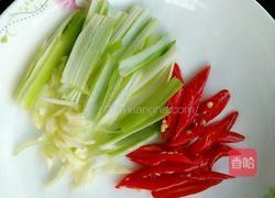 酸辣肉丝的做法图解1