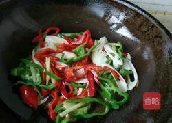 双椒炒猪皮的做法图解6
