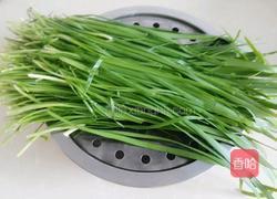 韭菜鸡蛋馅饺子的做法图解1