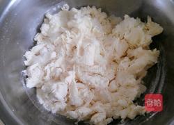 韭菜鸡蛋馅饺子的做法图解3