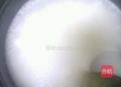 皮蛋瘦肉火腿鸡蛋粥的做法图解3