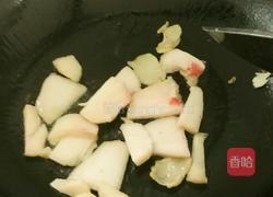 手撕卷心菜炒猪油渣的做法图解5