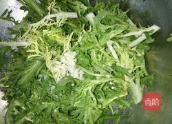 丁香鱼拌苦菊的做法图解5