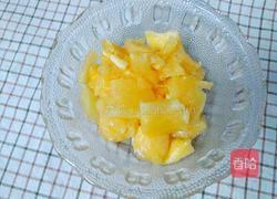 哈密瓜酸奶昔的做法图解2