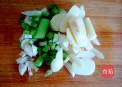 清炒南瓜片的做法图解1