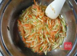 角瓜胡萝卜蛋饼的做法图解2