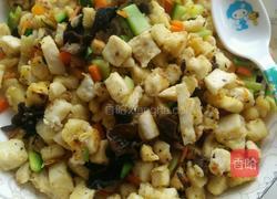 鸡蛋炒馒头丁的做法图解7