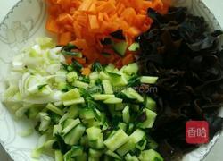 鸡蛋炒馒头丁的做法图解2