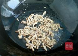 肉丝卷心菜炒面的做法图解3